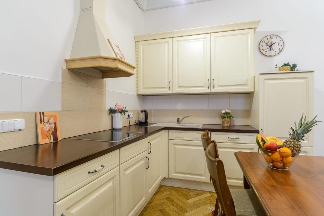 Cozy Apartment Near Stefanikuv Most ปราก ภายนอก รูปภาพ
